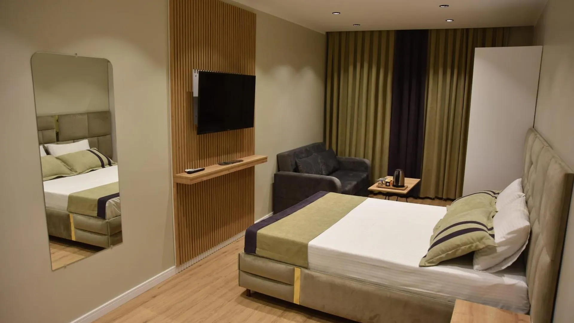 Edwin Plus Hotel 伊斯坦布尔